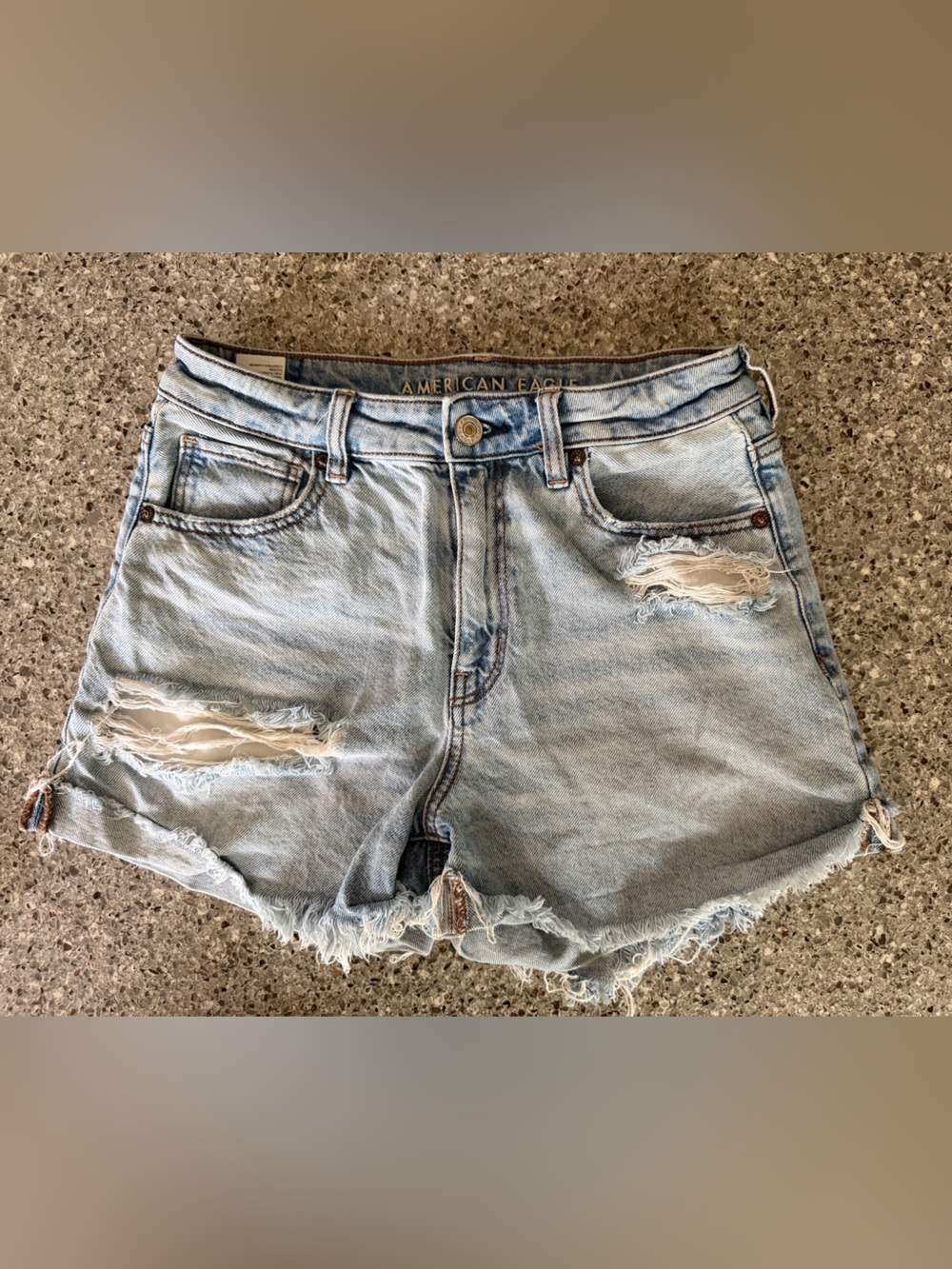 American Eagle Outfitters Light Blue Strigid Mom Short Size 2
